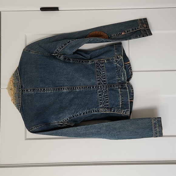 Distressed Jean Jacket - Picture 5 of 6